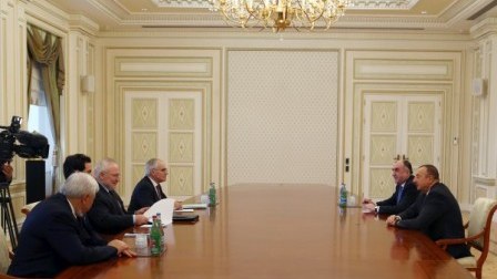 Prezident həmsədrləri qəbul etdi 