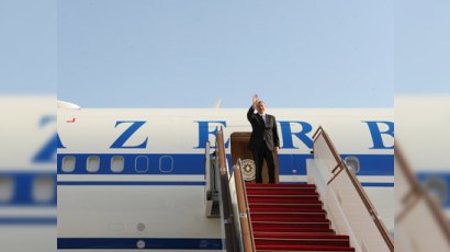 Prezidentin Tacikistan səfəri başa çatdı 