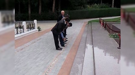 Azadlığa buraxılan keçmiş “NİDA”çılar Heydər Əliyevin məzarını ziyarət ediblər