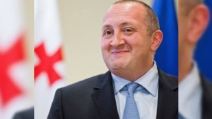 Gürcüstan prezidentinin Putinlə görüşünə imkan verilmədi