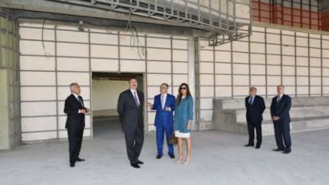 İlham Əliyev və xanımı idman kompleksində - FOTOLAR