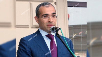 Təhsil naziri müəllimlərin maaşından yazdı