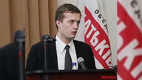Ukraynada prezidentin oğlu deputat seçildi - FOTO
