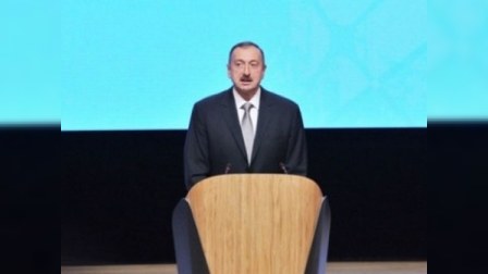 İlham Əliyev məsuliyyətsiz siyasətçilərdən DANIŞDI  