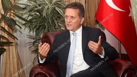 Səfir: “Ermənistanın hər təklifinə cavab vermək məcburiyyətində deyilik”