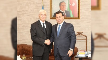 Albaniyanın sabiq prezidenti ADU-ya gəldi