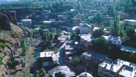Türkiyədə erməni yazıçının adına küçə verilməsinə razılıq verilmədi