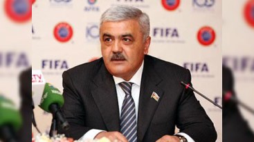 Rövnəq Abdullayev: “Yeni neftayırma zavodunun tikinti meydançası hazırdır”