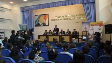 “Azərbaycanlılar maariflənməyə meyillidir - düzgün istiqamət və gərəkli məlumat verək”