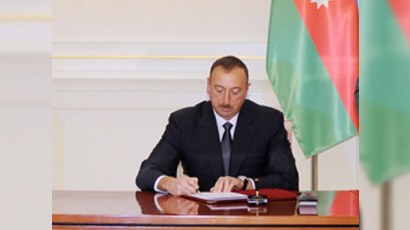İlham Əliyev ARDNŞ işçilərini təltif edib