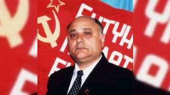 Kommunistdən tarixçilərə İTTİHAM: “Oktyabr İnqilabına soyuqqanlı yanaşmayın” 