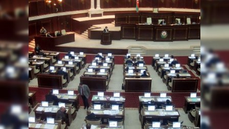 2015-ci ildə deputat olmaq istəyən baş redaktorların sayı artıb