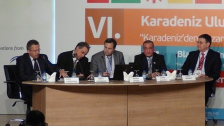 Azərbaycanlı deputat “Qara Dənizdən Xəzər dənizinə baxış konteksində” simpoziumda - FOTOLAR