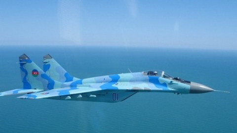Azərbaycan Hərbi Dəniz Qüvvələrinin Hərbi Hava Qüvvələri ilə birgə təlimləri başladı