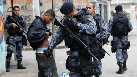 Braziliyada polis hər gün 6 adam öldürür