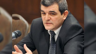 Fazil Mustafanın “Azərbaycanda türk kimliyi və saxta tarix problemi” 