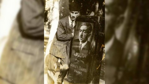 Mir Cəfər Bağırov hansı şeirinə görə Əliağa Vahidə növbəsiz mənzil vermişdi?