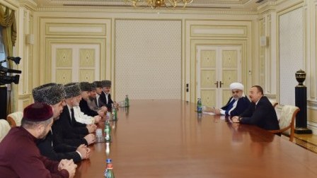 İlham Əliyev Qafqaz Xalqları Ali Dini Şurasının üzvləri ilə görüşdü 