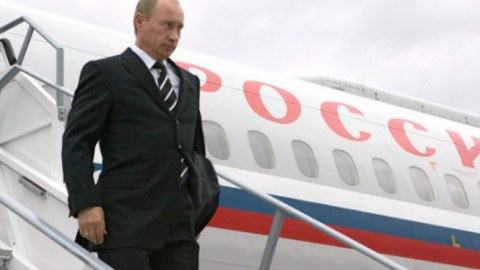 Putin 40 saat təyyarə ilə uçub 