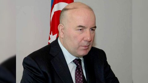Elman Rüstəmovdan banklarla bağlı xəbərdaredici çıxış