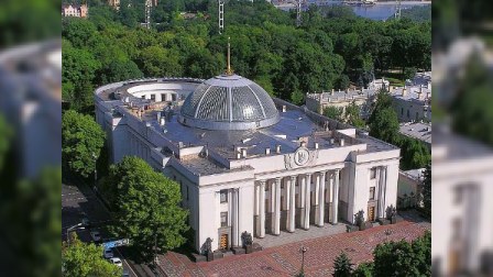 Ukrayna parlamentindəki yeni koalisiyada 300 deputat olacaq