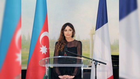 Mehriban Əliyeva Parisdə çıxış etdi: “Bu, Azərbaycan üçün böyük məsuliyyətdir” - FOTOLAR