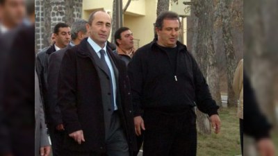 Köçəryan müxalifətlə gizli danışıqlar aparır