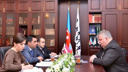 Latviyanın Azərbaycandakı səfiri Bakı Ali Neft Məktəbində - FOTO