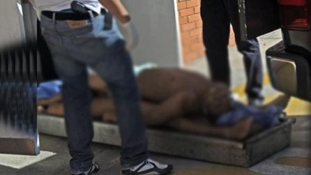 13 məhkum intihar etdi
