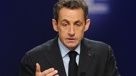 Sarkozi qələbə qazandı 