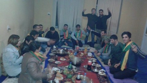 "Ay uşaq, gedin o yanda oynayın!"
