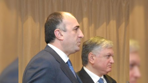 Elmar Məmmədyarov Minsk qrupunun həmsədrlərilə görüşdü 