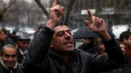 Yerevanda növbəti aksiya: Baş nazirlə görüş tələb olunur - FOTOLAR