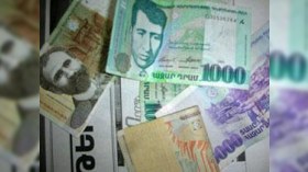 Ermənistanda təşviş: milli valyuta 10 faiz ucuzlaşıb