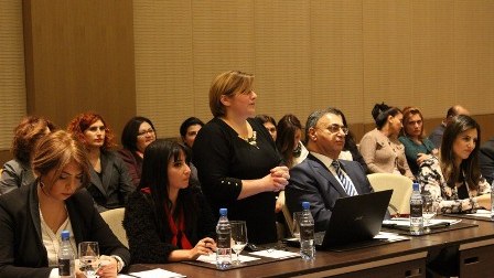 Azərbaycan qadınlarının qarşısında yeni tələblər dayanır 