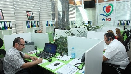 Nazirliyin “Çağrı mərkəzi"nə müraciətlərin sayı azalıb