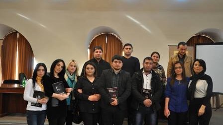 Məmurlar “Xocalı uşaqları”na problemlər yaşadırlar
