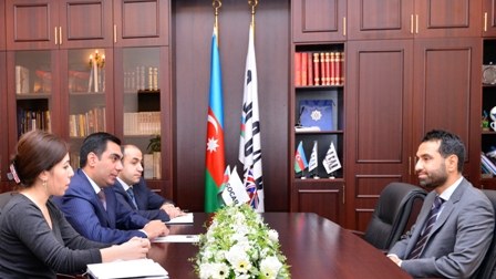 Böyük Britaniya səfiri Bakı Ali Neft Məktəbində olub - FOTO