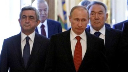 "Sərkisyan Putinin göstərişi ilə Nazarbayevə zəng edib"