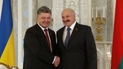 Lukaşenko Poroşenko ilə GÖRÜŞDƏ: “Nə desən bir gün içində edəcəyik”