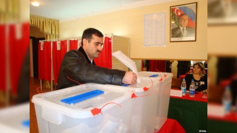 Bələdiyyə seçkilərinə gələn varmı - DEPUTATLAR CAVAB VERİR