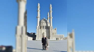 Prezident və birinci xanım Heydər məscidinin açılışına gedib - FOTO