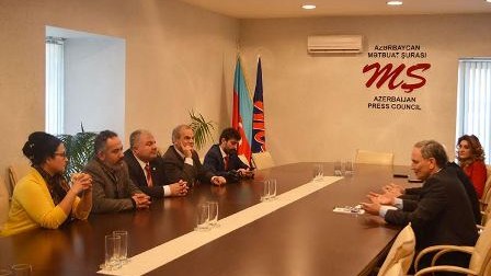 Türkiyəli media nümayəndələri Mətbuat Şurasında - FOTO