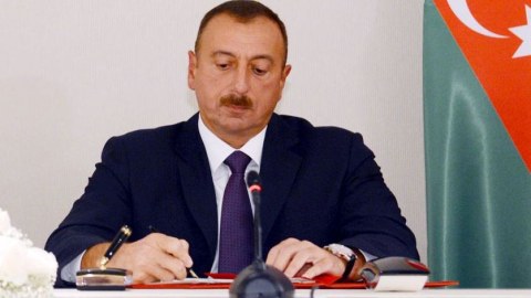 Əfv olunan məhkumların tam SİYAHISI