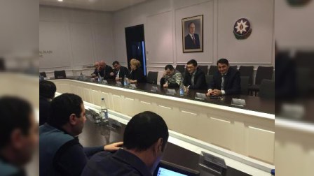 Baş redaktorlar Təhsil Nazirliyinə çağırıldı - FOTOLAR