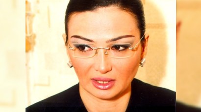 Qənirə Paşayeva magistrlərə hərbi xidmətdən möhlət istədi