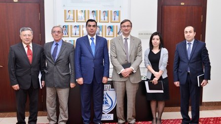 "Total" şirkətinin Azərbaycan üzrə icraçı direktoru Baki Ali Neft Məktəbində - FOTO