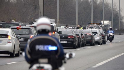 Paris ətrafında atışma gedir