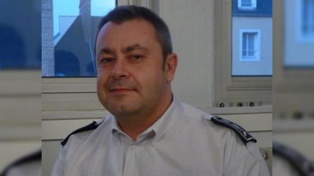 Fransada qətliamı araşdıran komissar ölü tapıldı