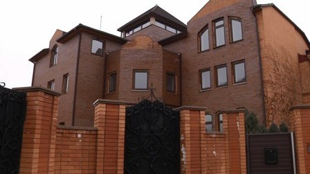 Yanukoviçin Kiyevdəki evini erməni alıb 